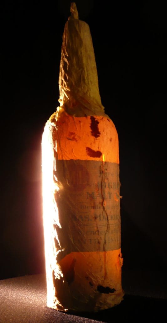 100-year-old crate of Scotch whisky found trapped in Antarctic – New York  Daily News