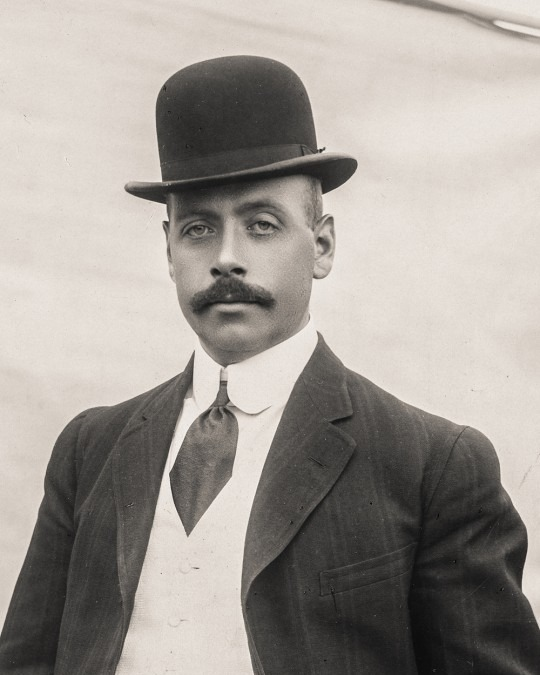 #OnThisDay in 1940, Thorvald Nilsen, captain of the polar ship, 'Fram' and deputy commander during Roald Amundsen's expedition to Antarctica and the South Pole (1910-12), died in Buenos Aires.

Nilsen was born 6 August 1881 in Kristiansand, Agder County, Norway. In 1900, Nilsen took his Mate’s exam before starting at the Naval Training School at Karljohansvern in Horten. After his studies, Nilsen was appointed first lieutenant in the Navy and gained his captain’s certificate in 1906. Four years later, he received the position as captain of Amundsen's planned North Pole expedition with the 'Fram'. He was, of course, among the first to receive message that the journey should go to the South Pole instead.

The 'Fram' left Nilsen’s hometown on 9 August 1910 and reached The Bay of Whales in Antarctica on 13 January 1911. Nilsen then sailed the 'Fram' further south to 78°41’S so it would become the ship which had been both furthest north and furthest south. While Amundsen and his expedition team obtained the South Pole, Nilsen sailed to Buenos Aires and the remaining men carried out oceanographic work in the southern Atlantic. In January 1912, 'Fram' returned to Antarctica for Amundsen’s South Pole expedition team. Nilsen's travels on board 'Fram' continued until he returned to the navy during World War One (1914-18) as captain on a torpedo boat.

Read more about the Fram Expedition and Thorvald Nilsen on @TheFramMuseum website here: https://frammuseum.no/polar-history/expeditions/

📸 Thorvald Nilsen, Fram Museum

#inspire #explore #discover #conserve #Antarctica #OTD #fram