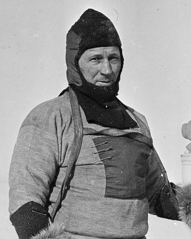 #OnThisDay in 1940, William Lashly, leading stoker of Scott's British National Antarctic 'Discovery' 1901-1904 and British Antarctic 'Terra Nova' 1910-1913 Expeditions, died in the Royal Hospital, Portsmouth.

Lashly was born in Hambledon, a village in Hampshire, England in 1867. He joined the Royal Navy in 1899, at age 21. 

During the 'Terra Nova' Expedition, Lashly took part in a number of sledging journeys and was part of a group of three, along with Tom Crean and Edward Evans, that turned back 160 miles from the Pole after Scott didn't select them for the final push. On their return to base, Evans's health deteriorated to such a point that Lashly and Crean had to pull him on a sledge. They decided that Lashly would stay with Evans who was close to death, while Crean fetched help. Lashly and Crean were awarded the Albert Medal for their roles in saving the life of Evans.

Lashly was also a member of the party which discovered the bodies of Scott, Bowers and Wilson in the tent along with the diary of Scott which recorded the details of what had happened.

📸 William Lashly November 1911, Photographer: Herbert Ponting. Reference Number: PA1-f-067-086-4, Alexander Turnbull Library.

#OTD #inspire #explore #discover #conserve #Antarctica